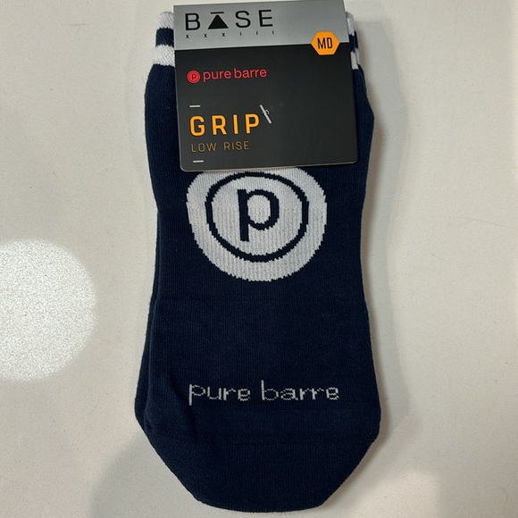 Ooooh low rise navy stripe circle P 🔥🔥🔥🔥🔥🔥🔥🔥 - Picture 1 of 4